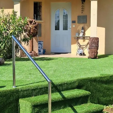 וילה Les Ptits Bonheurs, Maison Proche De St-emilion